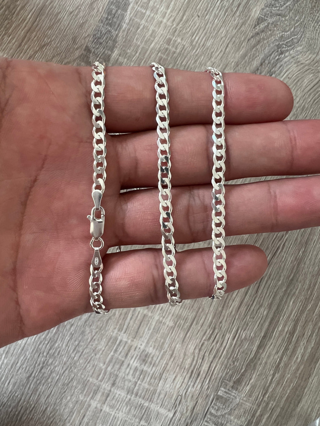 TriBeCa Curb Chain 4 Link Earrings - URBAETIS Fine Jewelry